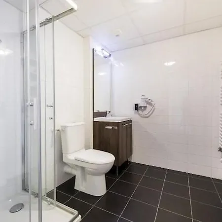 Adonis Double Apartamento *