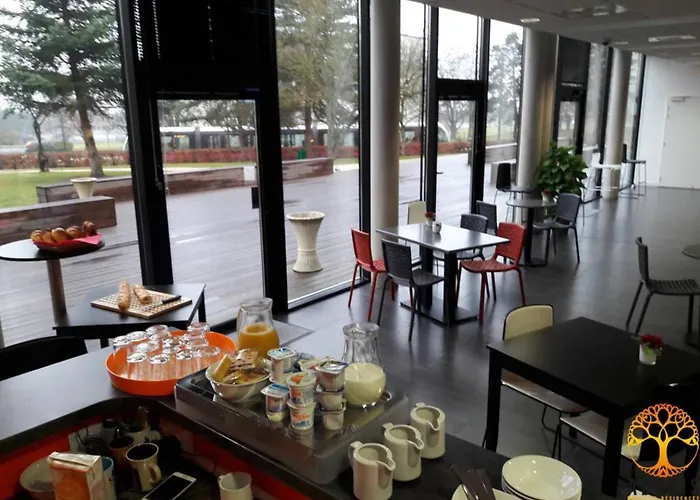 Adonis Double アパート